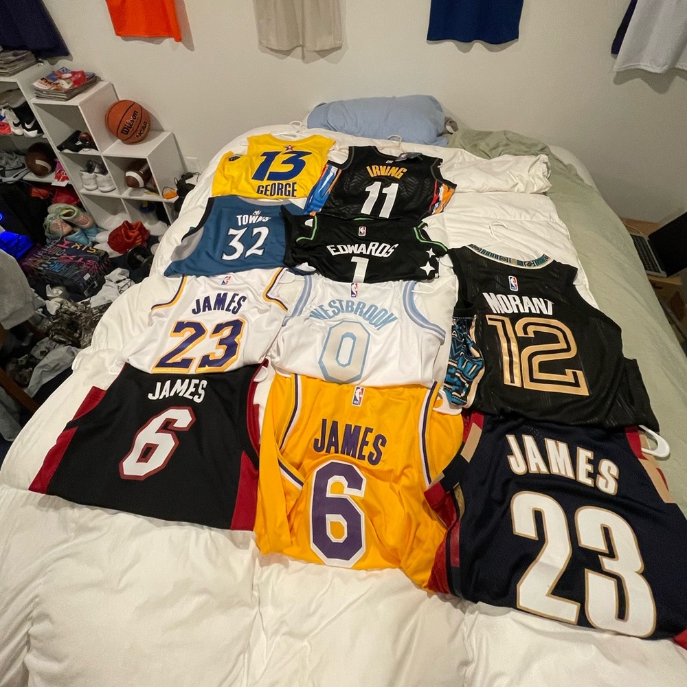 JERSEYS
